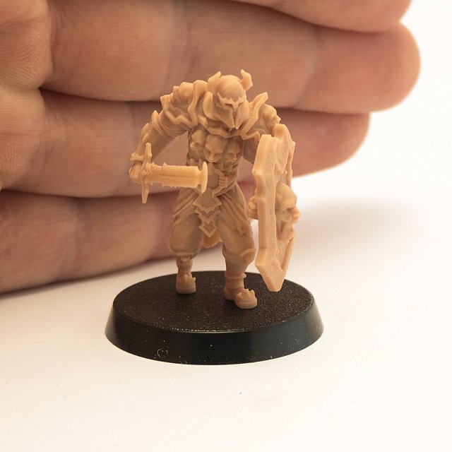 Dead Knight #1 (32mm) Dead Knight #1 (32mm)